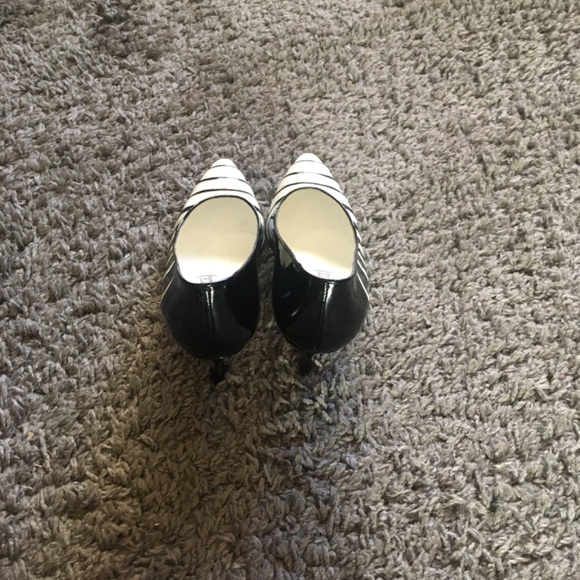 BALLY heels size 6 with  minimal signs of wear - Picture 3 of 7